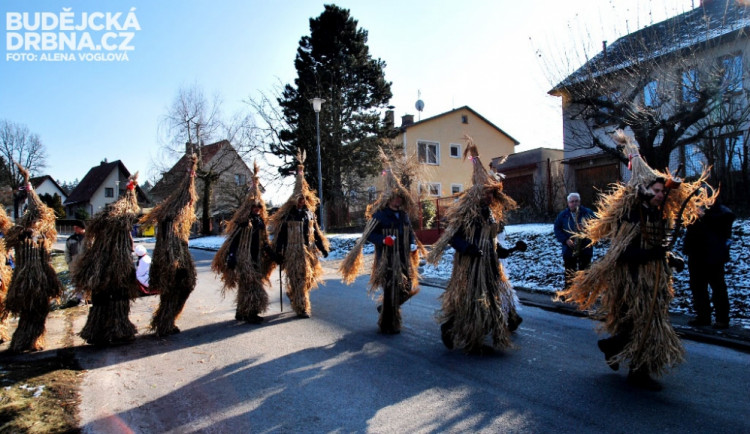 Slaměná koleda v Plavu