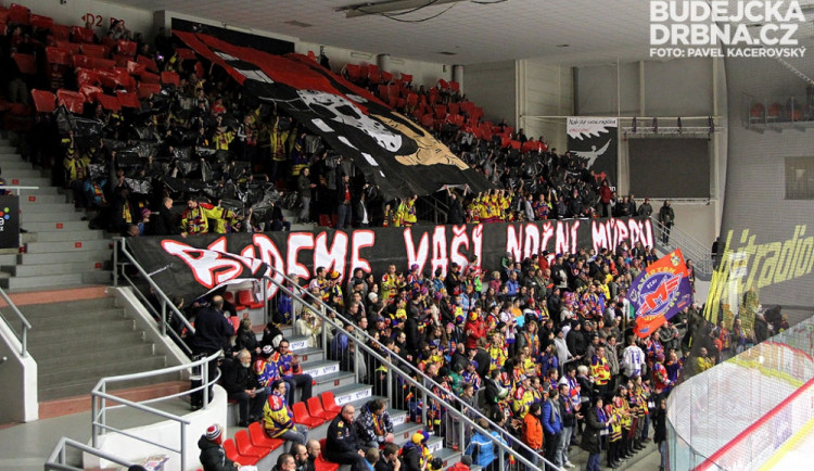 Choreo při prvním domácím zápase čtvrtfinále play-off