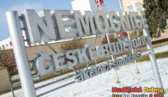 Nemocnice v Budějcích plánuje nová parkovací místa
