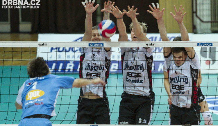 Ani tentokrát nevyzráli Zlínští na hru Jihostroje