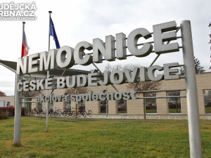 V jihočeských nemocnicích končí zákazy návštěv
