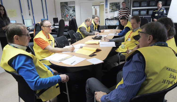 Zásah řídil havarijní štáb elektrárny