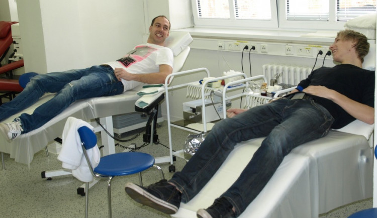 Studentské krvebraní i letos láká mladé prvodárce krve