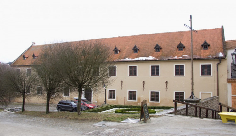 Sloupová síň před renovací