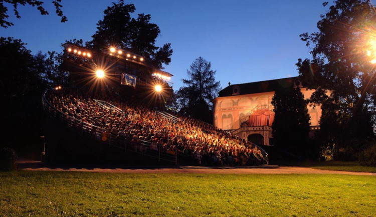 Otáčivé hlediště