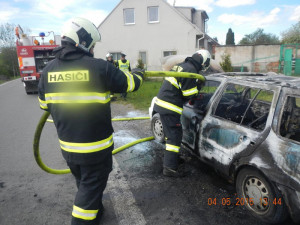 Požár vozidla u Bálkovy Lhoty