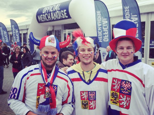 FOTO: Čtenáři Budějcké Drbny fandí českým hokejistům