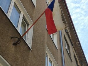 České vlajky v centru Budějc