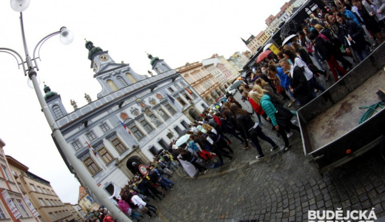 S příchodem Majálesu musí obyvatelé Budějc očekávat i různá omezení