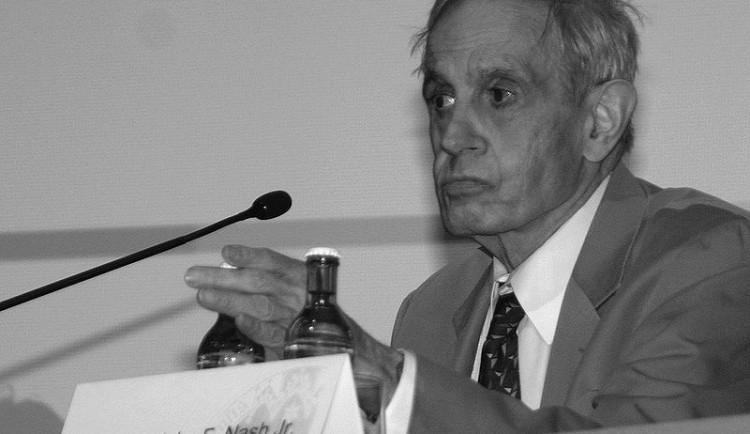 Čistá duše vyhasla při autonehodě v taxíku. Zemřel známý ekonom John Nash