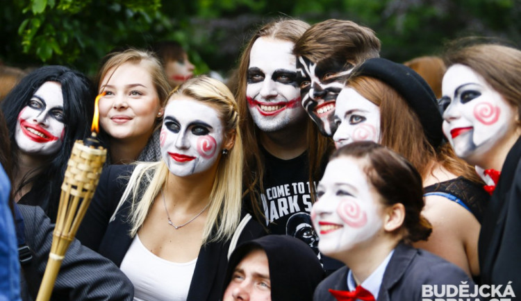 Průvod Budějovického Majálesu 2015