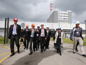 Sobotka při návštěvě Temelína potvrdil, že se obě jaderné elektrárny budou starat o polovinu energie