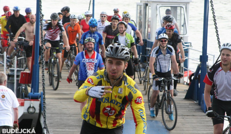 Dušan Žovinec překvapivě v čele pelotonu