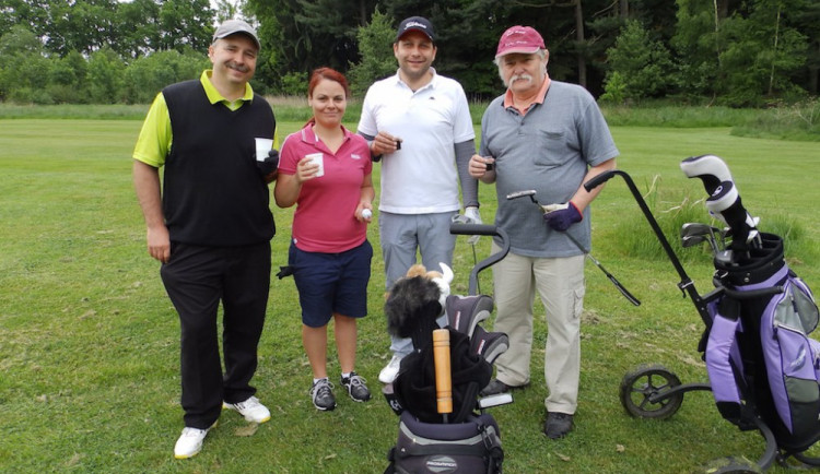 Májový public na hlubockém golfovém hřišti vyhrál Ivo Melíšek