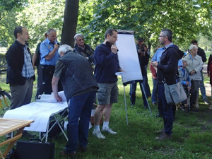 Bouřlivý mítink k protipovodňovým opatřením na Malši