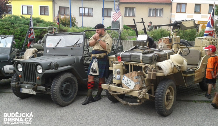 240 mil ke svobodě