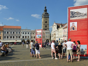 Když století městem proletí III.