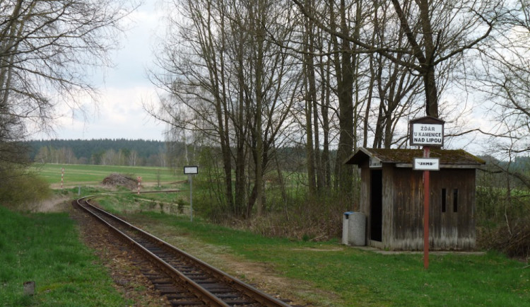 Na jindřichohradecké úzkokolejce začala sezona parních vlaků