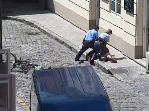 Bleskový zásah policistů zastavil zloděje kola ze Sokolského ostrova