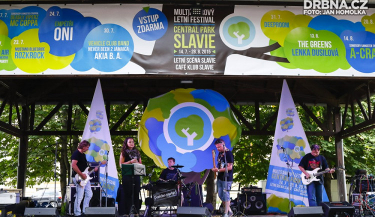 Začal multižánrový festival Central Park Slavie. Dnes zahrají After Hours a Vltava