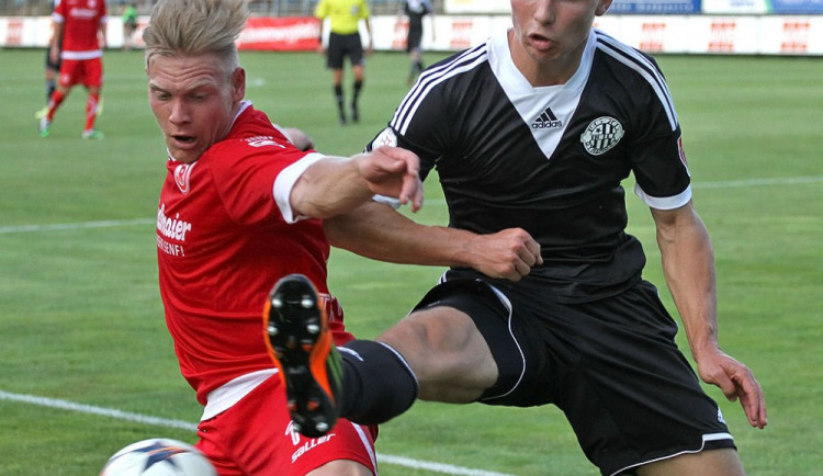 Zdeněk Linhart (vpravo)