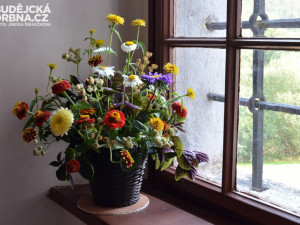 Klášter v plamenech