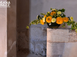 Klášter v plamenech