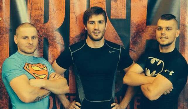 Spolumajitelé Power Performance Center (zleva Jiří Kahoun, Josef Kurali a Dominik Kodras)