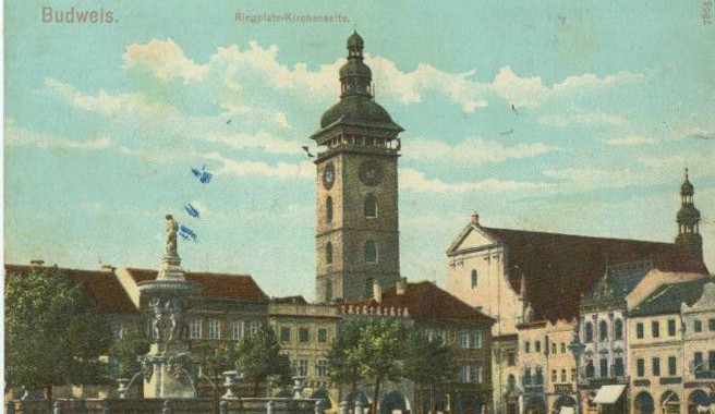 Černá věž „dohlíží“ na pořádek ve městě před rokem 1908