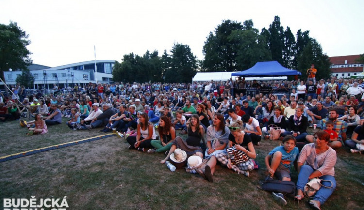 Týdenní hudební festival uzavírá prázdniny v jižních Čechách