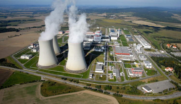 Rekordního výkonu dosáhla dnes ráno Jaderná elektrárna Temelín