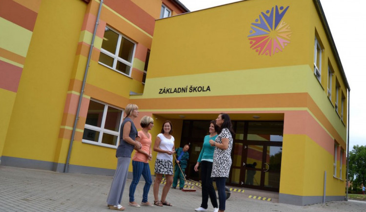 Základní škola v Dřitni