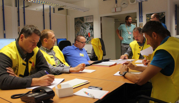 Pro řešení fiktivní havárie se sešel havarijní štáb elektrárny