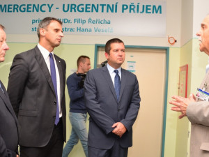 Jan Hamáček při návštěvě Jihočeského kraje