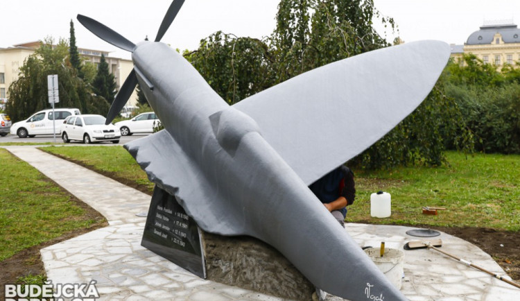Památník budějckým letcům Royal Air Force