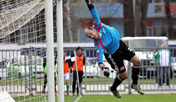 Dynamo opět nedalo gól, ale z Hradce Králové si odváží bod