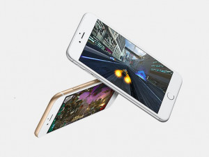 Již tento pátek se začnou prodávat na iWantech nové iPhone 6s