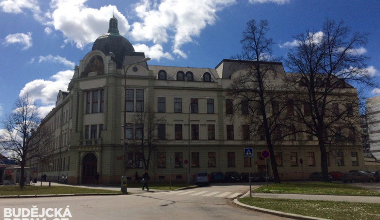 Únik informací z budějckého státního zastupitelství - viník potrestán výtkou