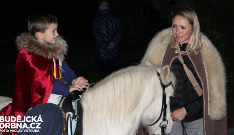 Svatý Martin výrazně omládl. Alespoň tedy v Čížové na Písecku