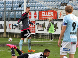 Po chybě vyšehradského kapitána Krbečka mohl skórovat Jurdík, branku ale netrefil