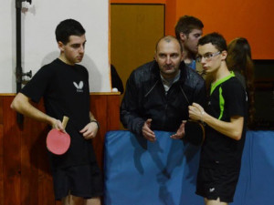 V derby s Prachaticemi byli stolní tenisté Pedagogu úspěšnější