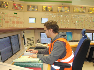 Temelínští operátoři se na simulátoru učí zvládat nejrůznější situace
