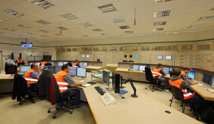 Na tři stovky výcviků proběhne ročně na simulátoru Jaderné elektrárny Temelín