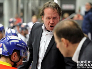 Trenérské duo Rosol - Bělohlav nebylo zejména ve druhé třetině s herním projevem svého týmu spokojeno