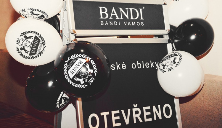 Slavnostní otevření nové prodejny Pánských obleků BANDI