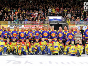 Klub ocenil hráče, kteří v sezoně 1980/1981 vybojovali v nejvyšší soutěži stříbrné medaile