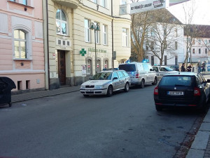 Ulice U Tří lvů uzavřena. Na místě vybuchla plynová bomba