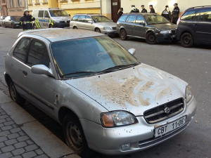 Ulice U Tří lvů uzavřena. Na místě vybuchla plynová bomba