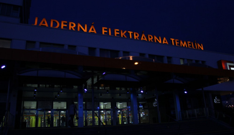 1000x1000-1428065399-img-0033