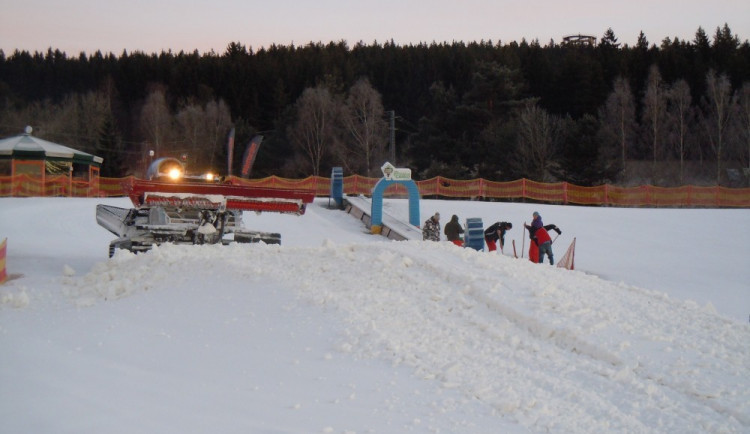 Jihočeský kraj dotuje úpravu lyžařských tratí částkou 350 tisíc korun